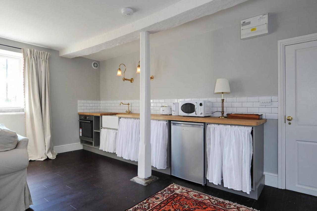 Central Luxury Bath Garden Apartment Free Parking Luaran gambar